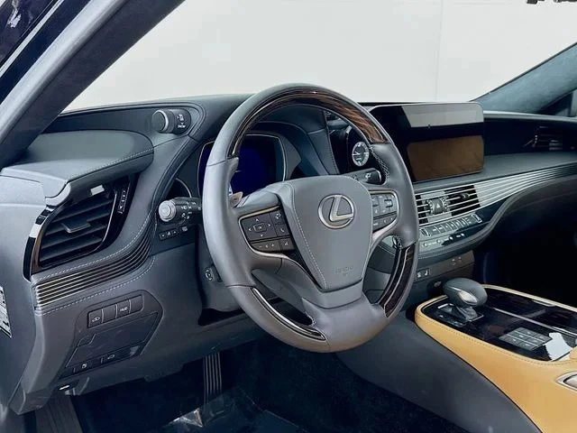 2023 Lexus LS 5th Gen - Image 8 of 20