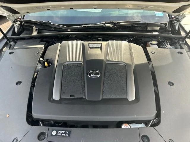 2023 Lexus LS 5th Gen - Image 8 of 19