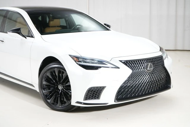 2023 Lexus LS 5th Gen - Image 13 of 21