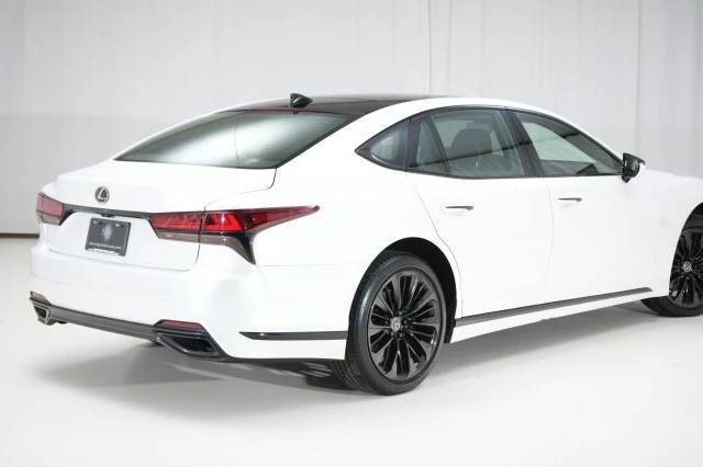 2023 Lexus LS 5th Gen - Image 18 of 21