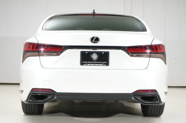 2023 Lexus LS 5th Gen - Image 21 of 21
