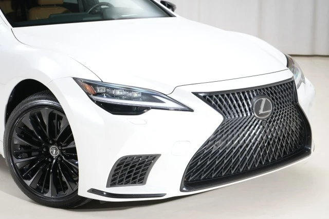 2023 Lexus LS 5th Gen - Image 11 of 21