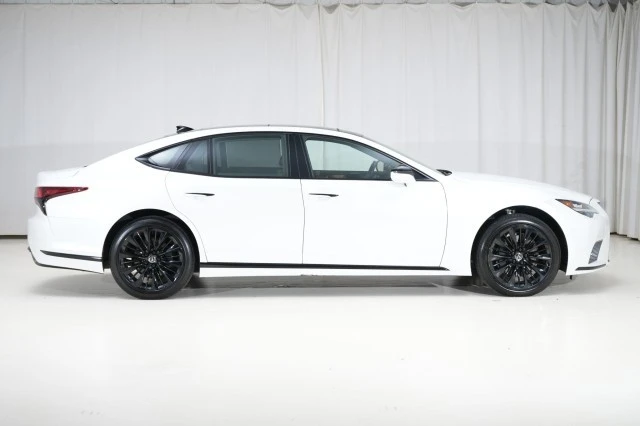 2023 Lexus LS 5th Gen - Image 16 of 21