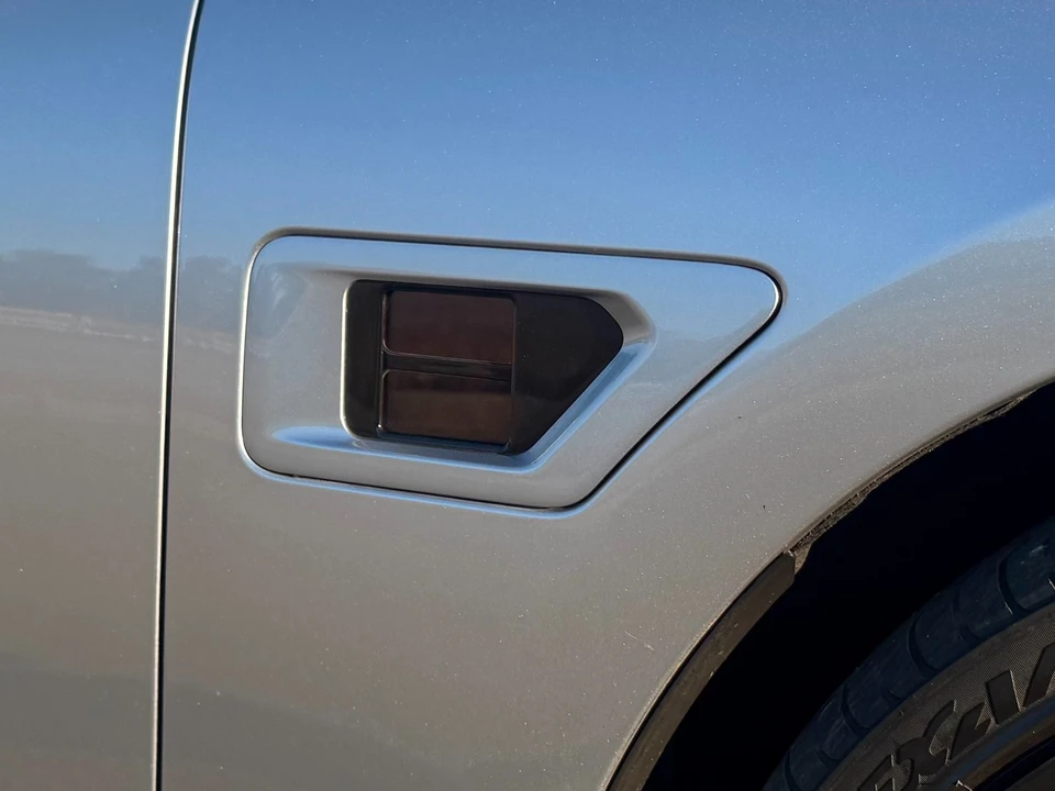 2023 Lexus LS 5th Gen - Image 15 of 21