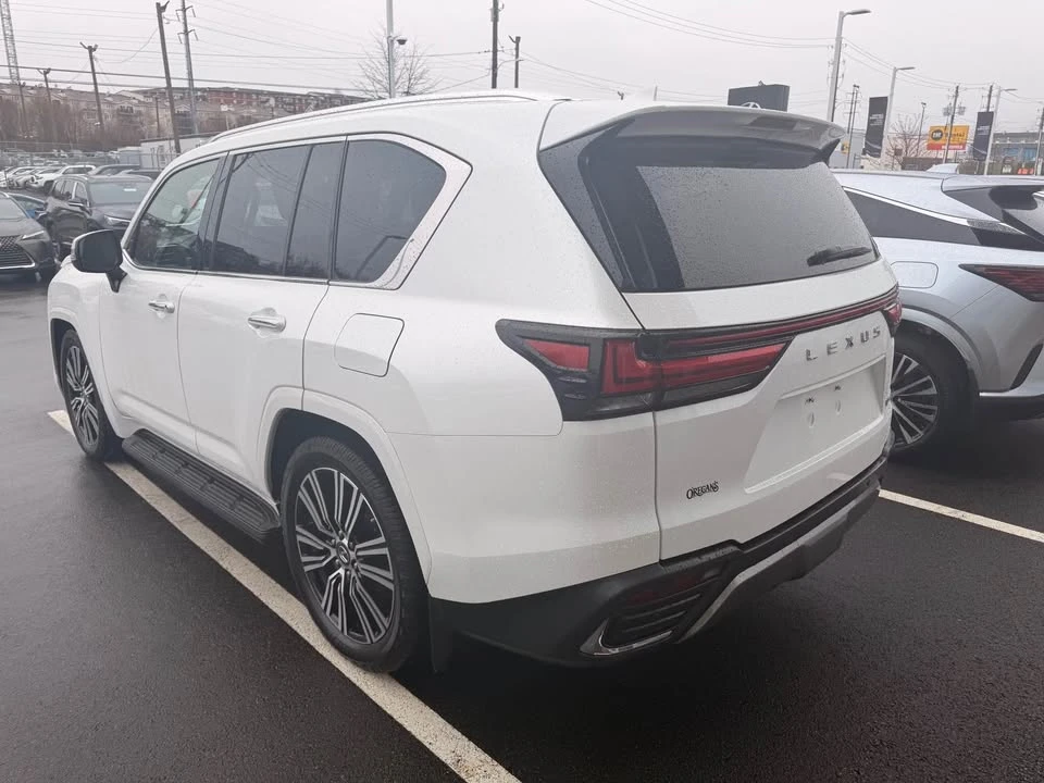 2023 Lexus LX 4th Gen - Image 9 of 9