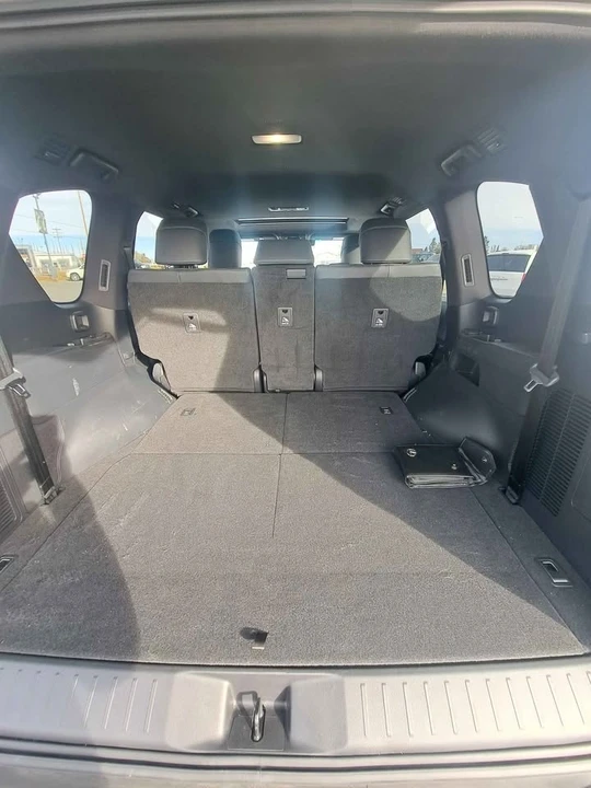 2023 Lexus LX 4th Gen - Image 7 of 9