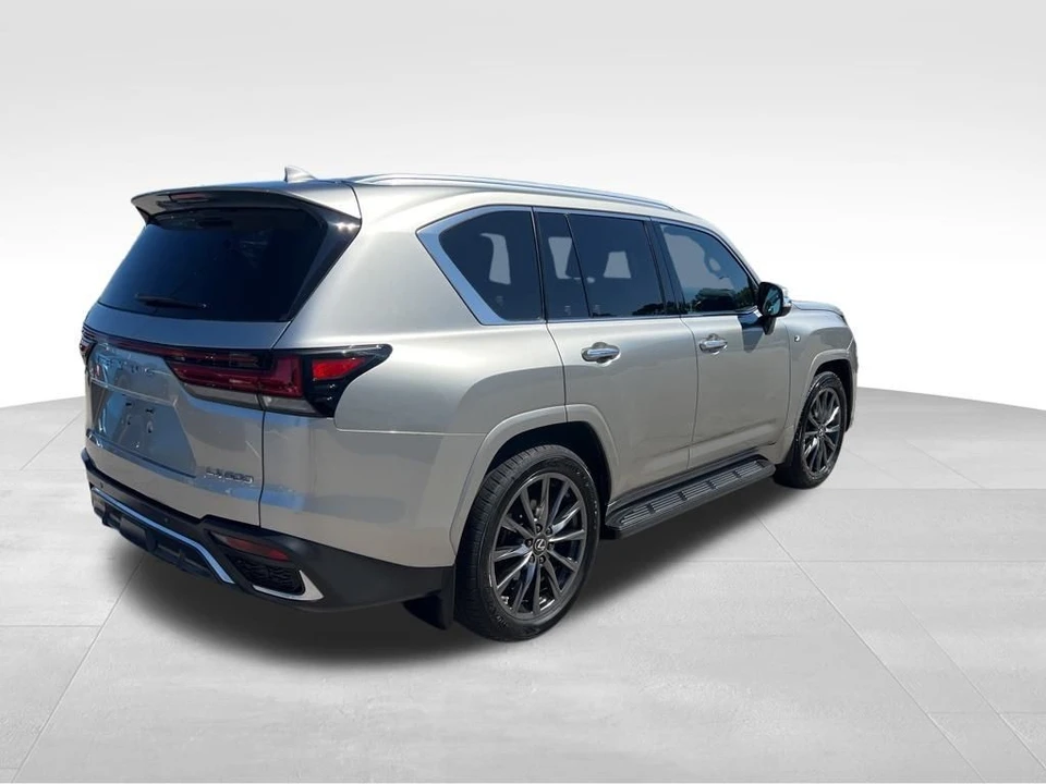 2023 Lexus LX 4th Gen - Image 5 of 12