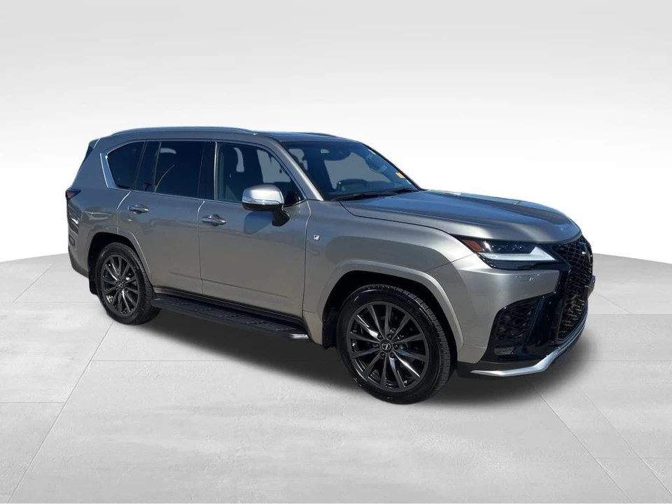 2023 Lexus LX 4th Gen - Image 7 of 12