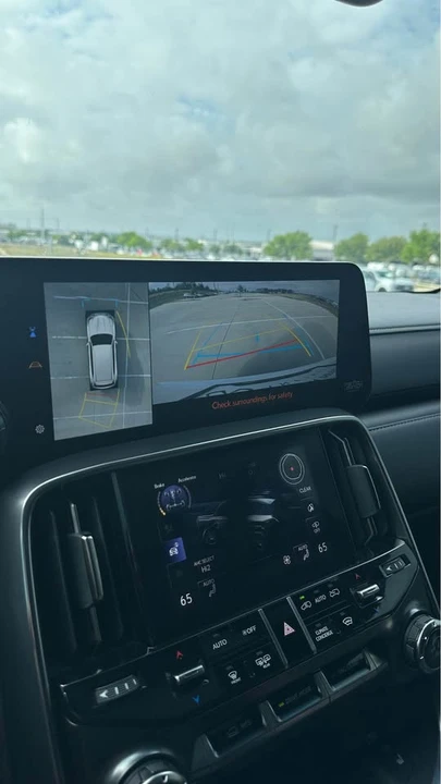 2023 Lexus LX 4th Gen - Image 17 of 17