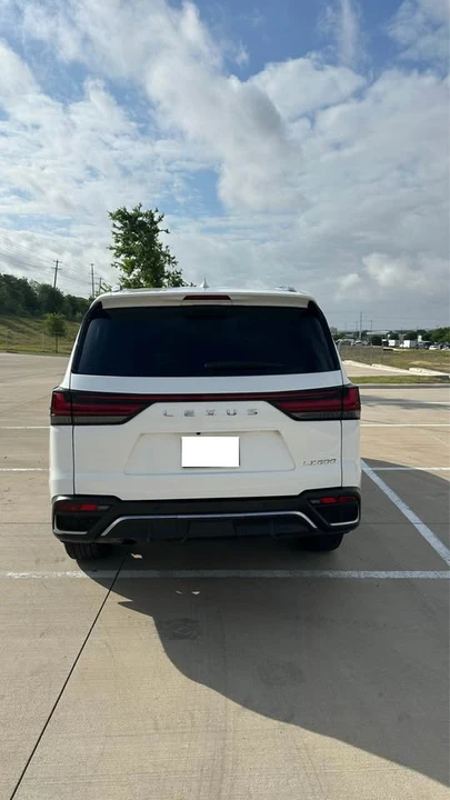 2023 Lexus LX 4th Gen - Image 4 of 17