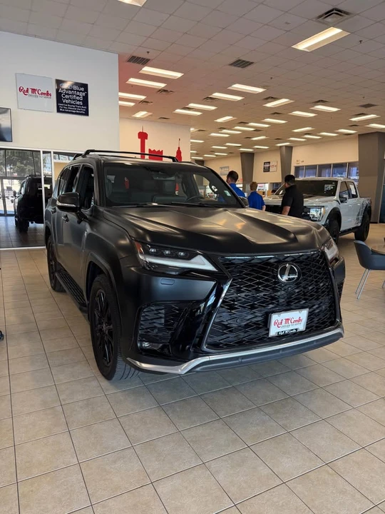 2023 Lexus LX 4th Gen - Image 2 of 6