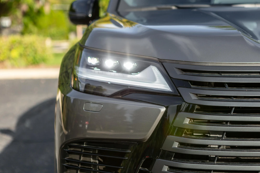 2023 Lexus LX 4th Gen - Image 11 of 31