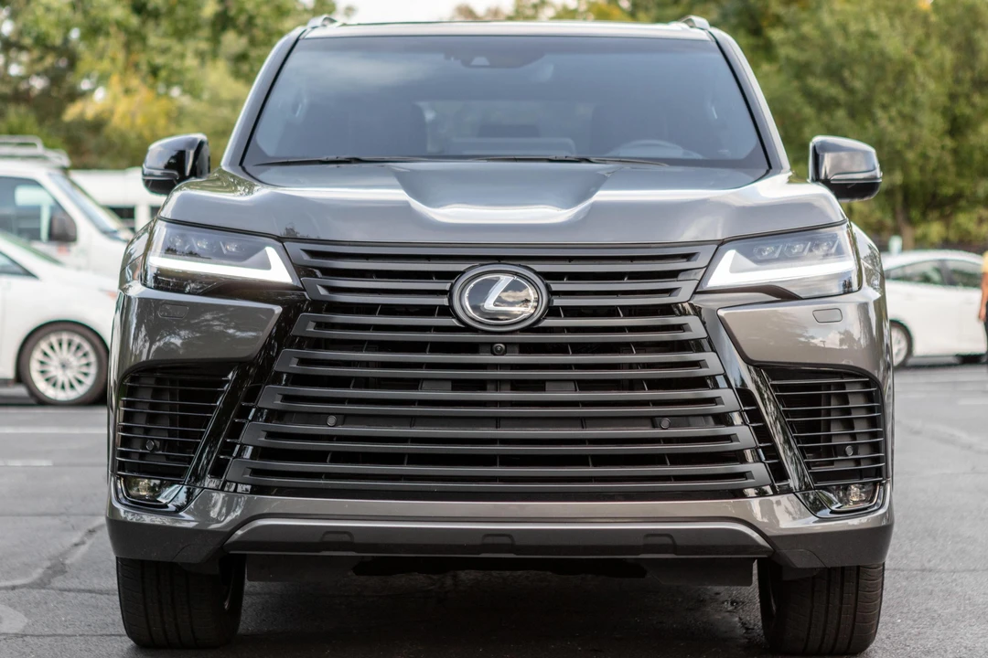 2023 Lexus LX 4th Gen - Image 2 of 31