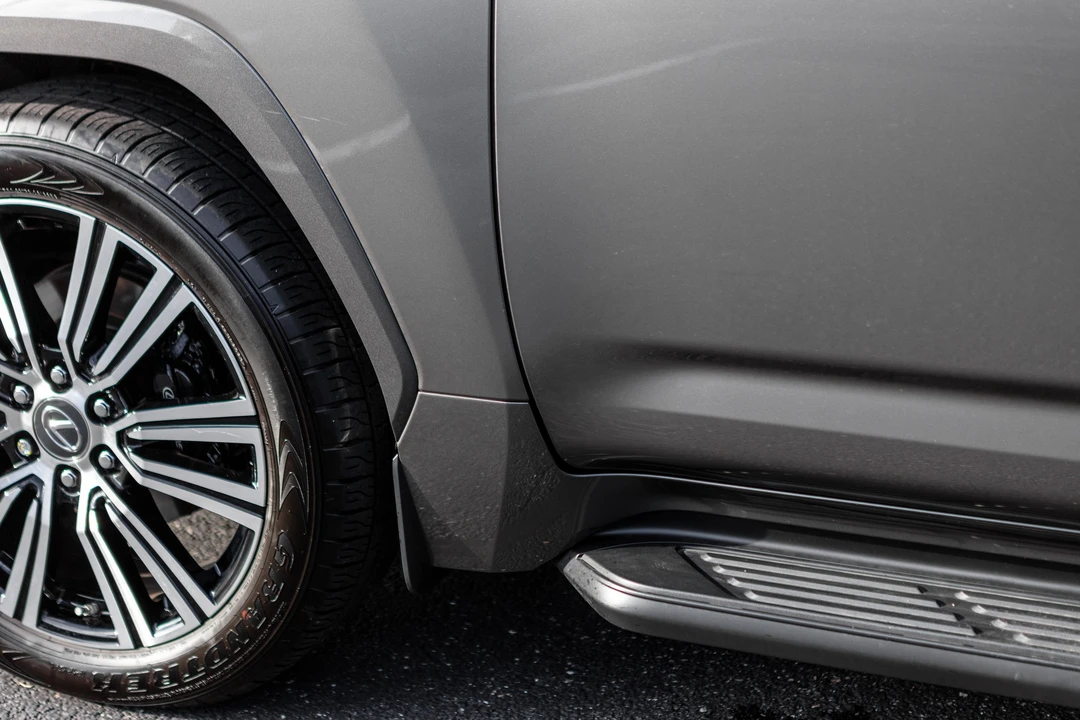 2023 Lexus LX 4th Gen - Image 16 of 31