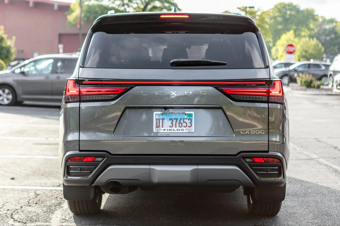 2023 Lexus LX 4th Gen - Image 8 of 31