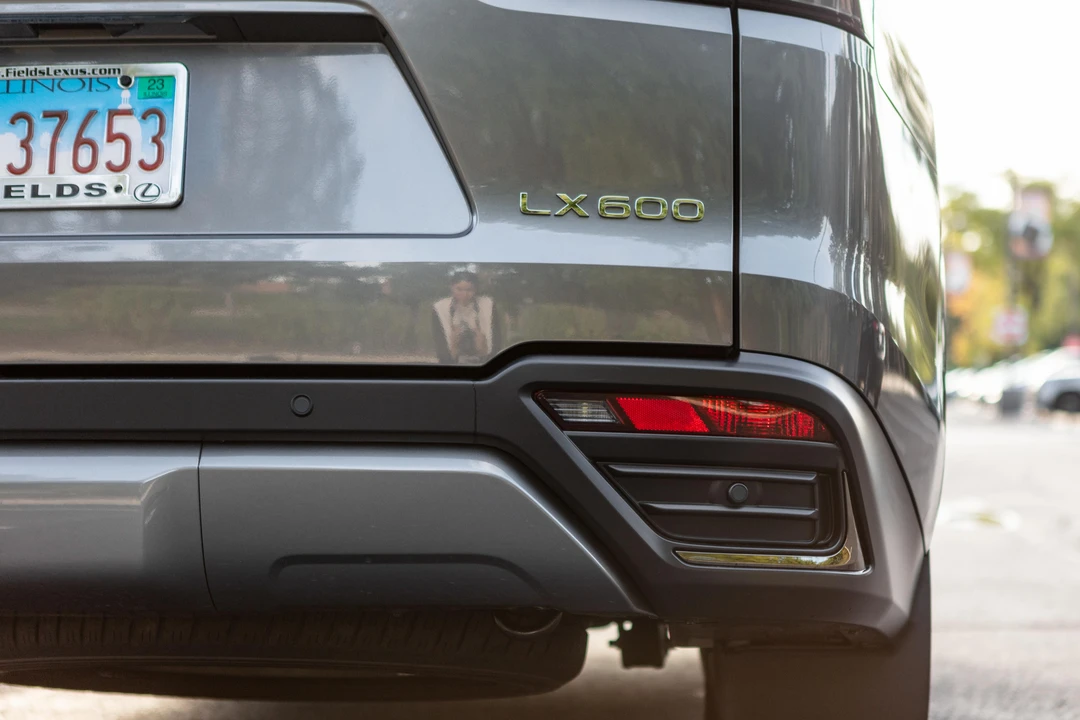 2023 Lexus LX 4th Gen - Image 30 of 31