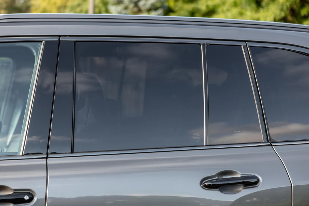 2023 Lexus LX 4th Gen - Image 21 of 31