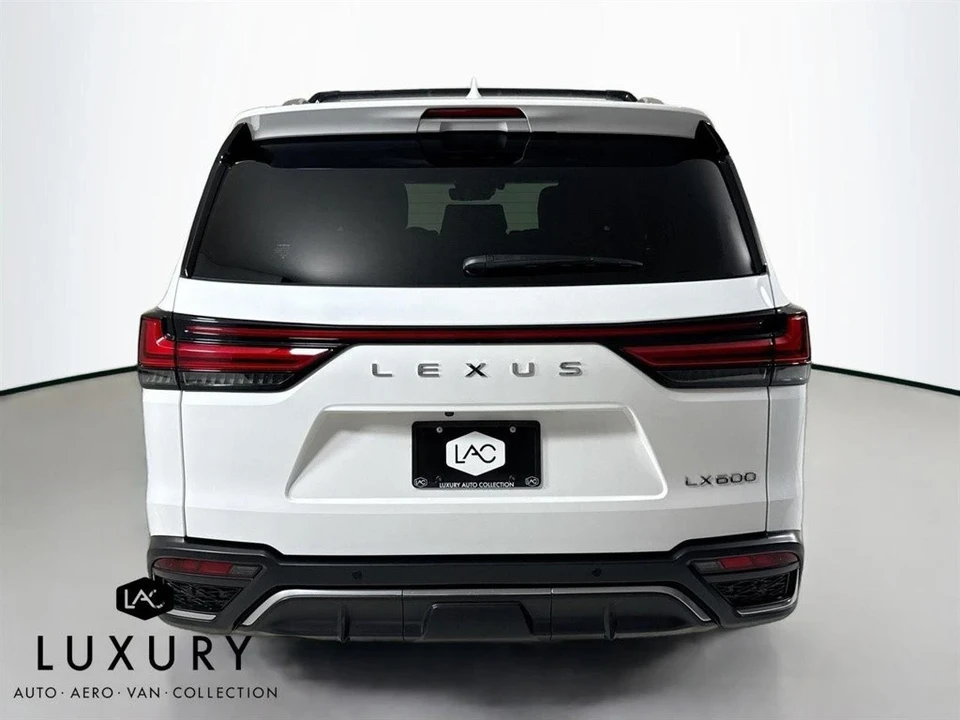 2023 Lexus LX 4th Gen - Image 5 of 12