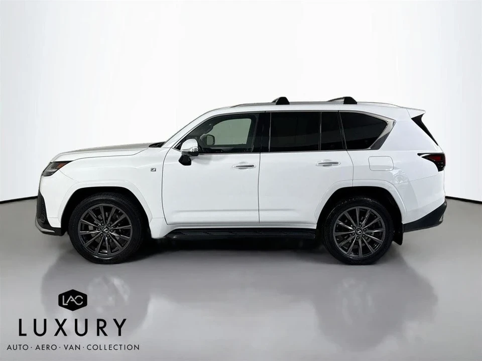 2023 Lexus LX 4th Gen - Image 8 of 12