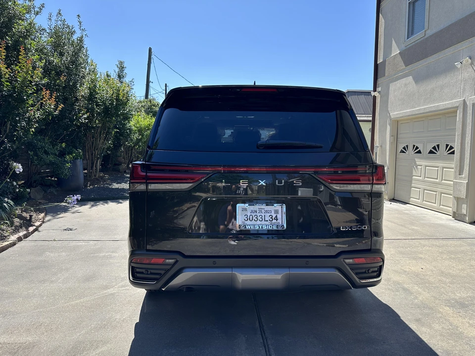 2023 Lexus LX 4th Gen - Image 11 of 31