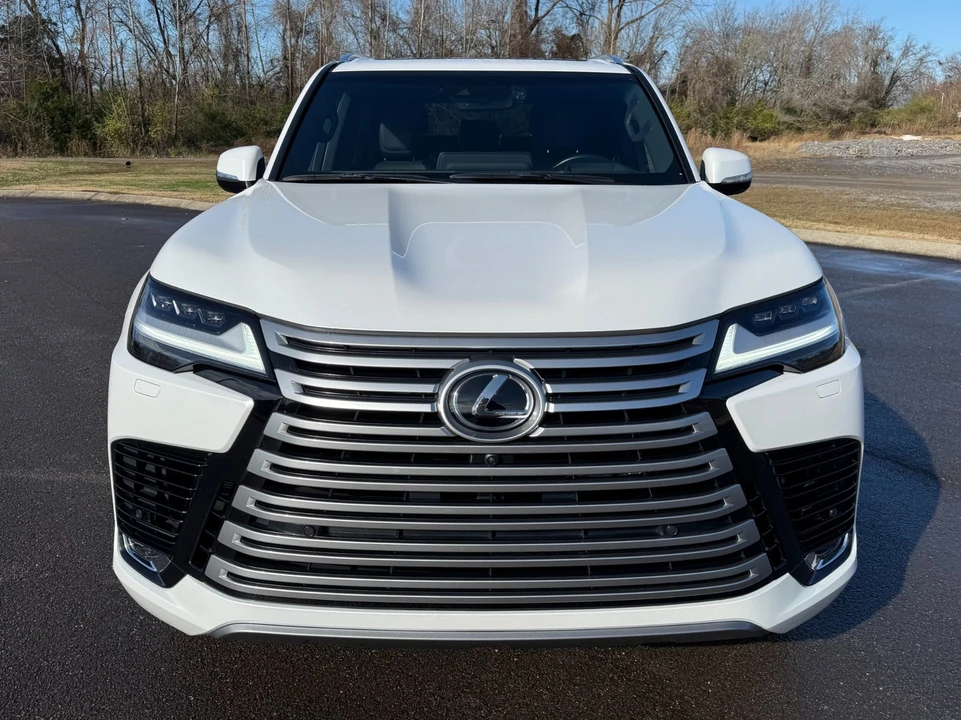 2023 Lexus LX 4th Gen - Image 5 of 12