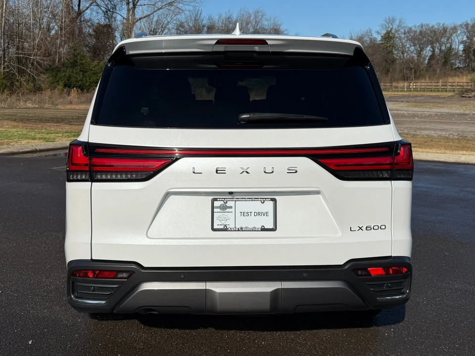 2023 Lexus LX 4th Gen - Image 6 of 12