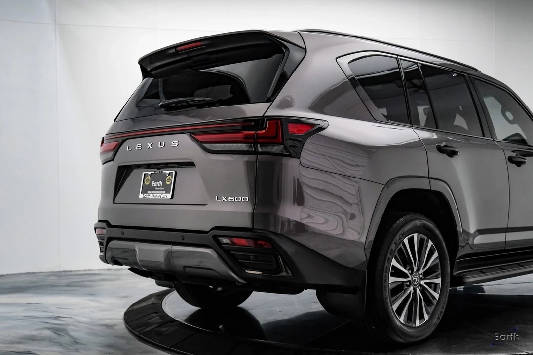 2023 Lexus LX 4th Gen - Image 12 of 12
