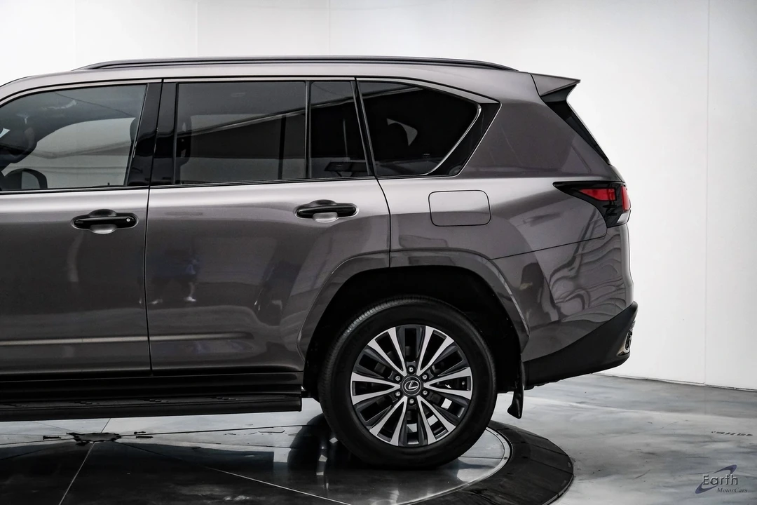 2023 Lexus LX 4th Gen - Image 7 of 12