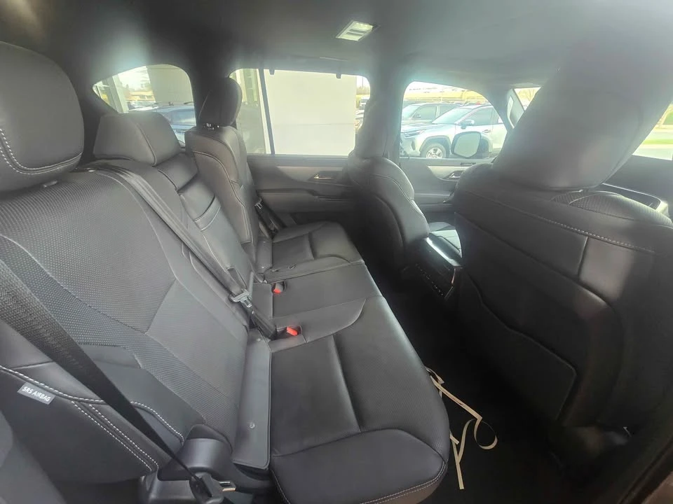 2023 Lexus LX 4th Gen - Image 7 of 7