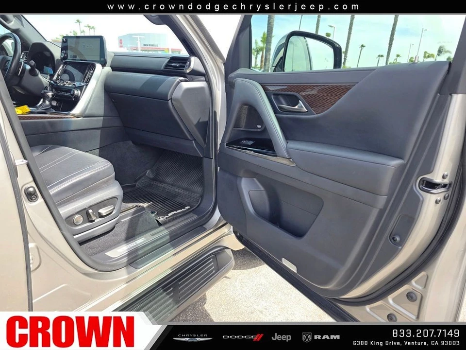 2023 Lexus LX 4th Gen - Image 16 of 21