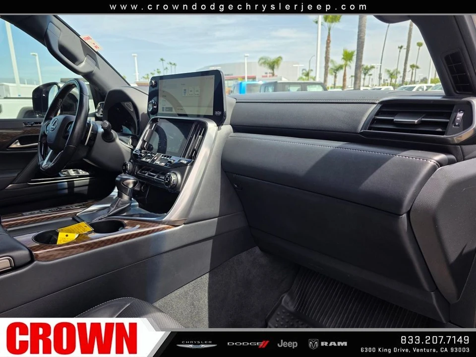 2023 Lexus LX 4th Gen - Image 14 of 21