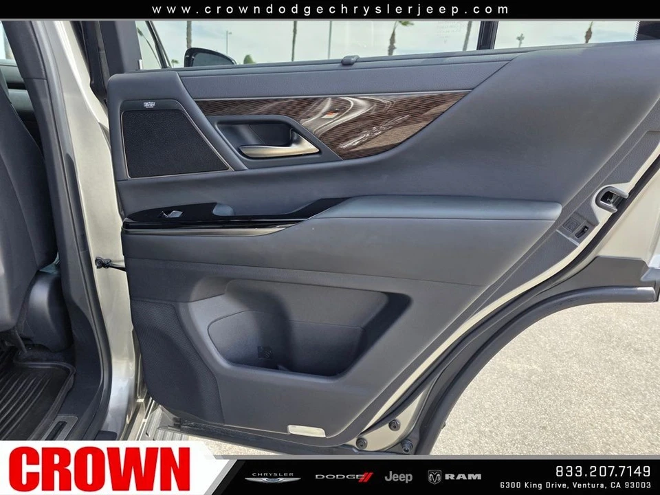 2023 Lexus LX 4th Gen - Image 19 of 21