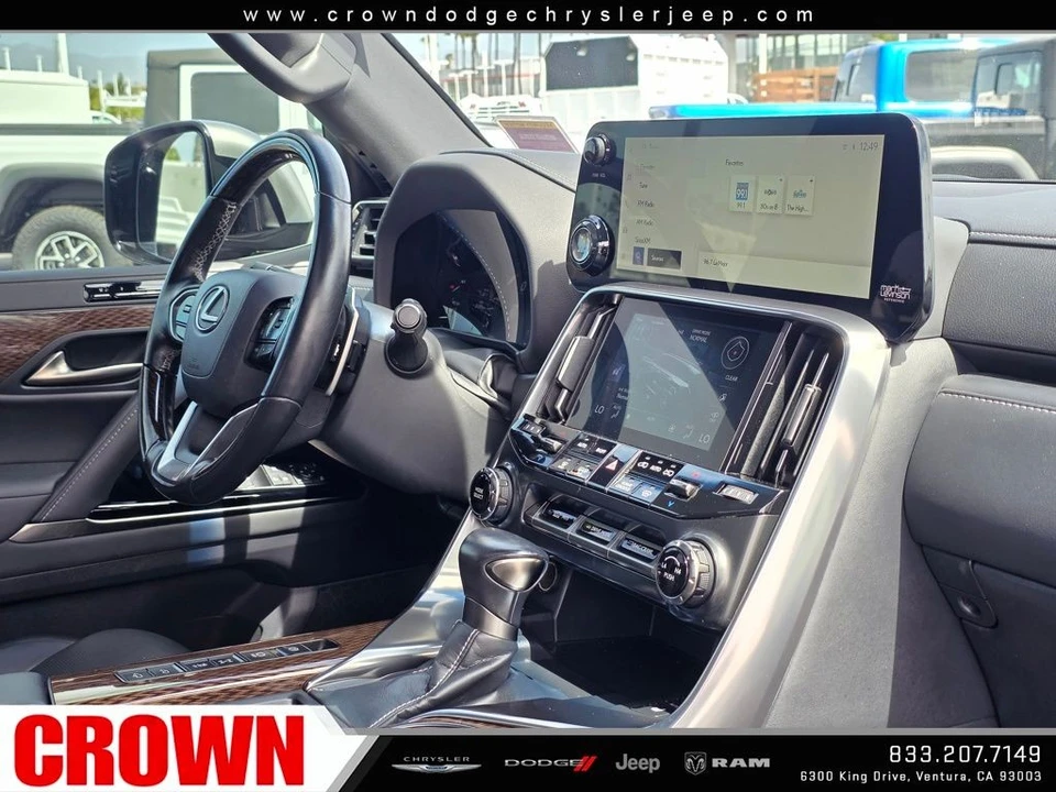 2023 Lexus LX 4th Gen - Image 13 of 21