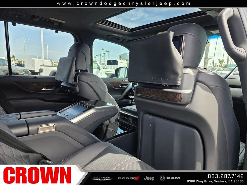 2023 Lexus LX 4th Gen - Image 18 of 21