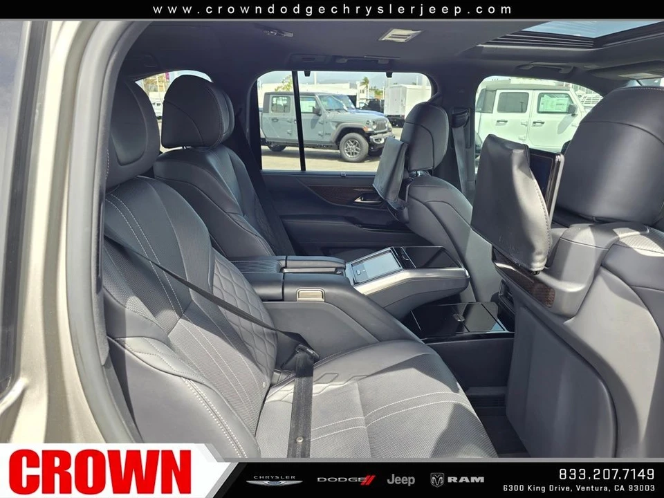 2023 Lexus LX 4th Gen - Image 17 of 21