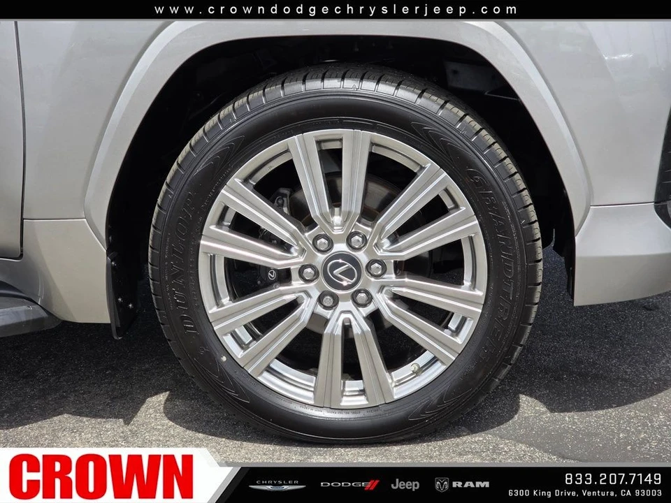 2023 Lexus LX 4th Gen - Image 9 of 21
