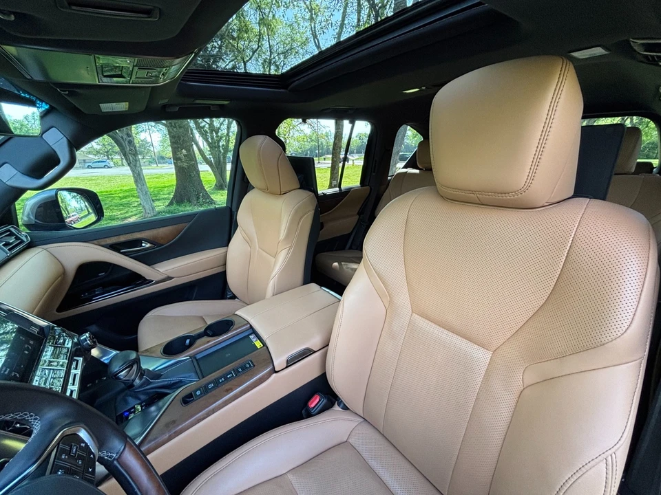 2023 Lexus LX 4th Gen - Image 11 of 21