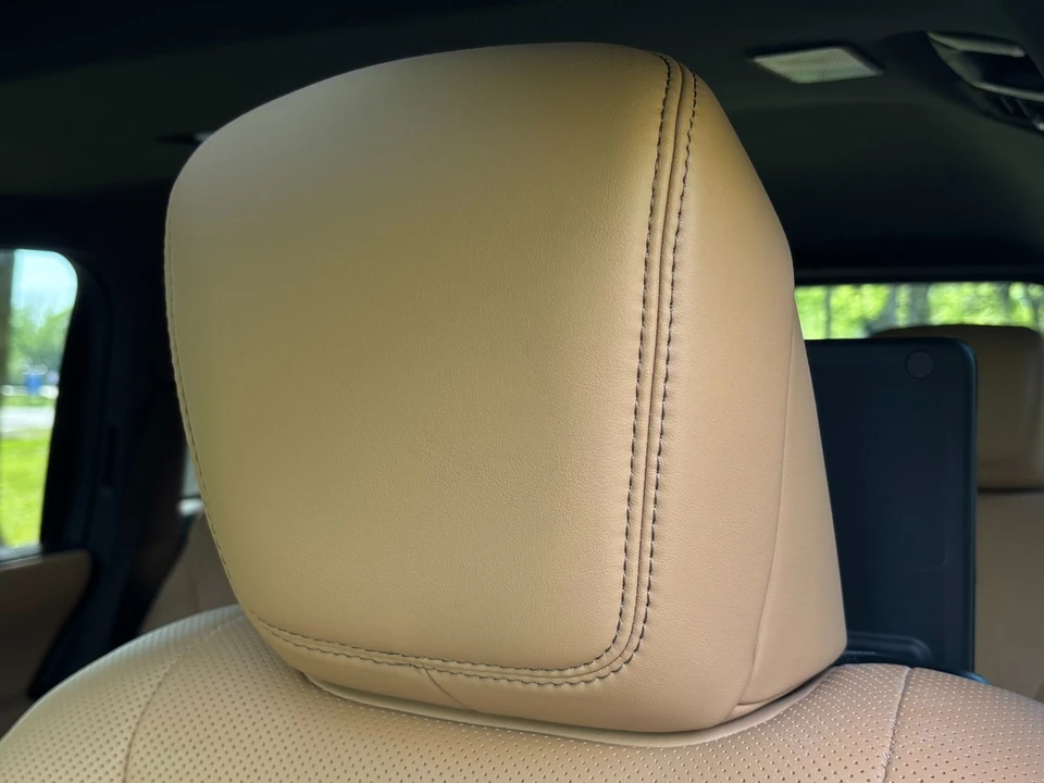 2023 Lexus LX 4th Gen - Image 12 of 21