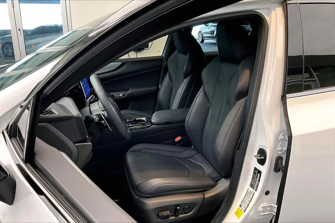 2023 Lexus NX 2nd Gen - Image 8 of 12