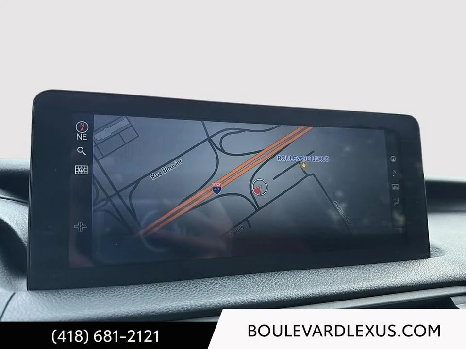 2023 Lexus RC - Image 15 of 18