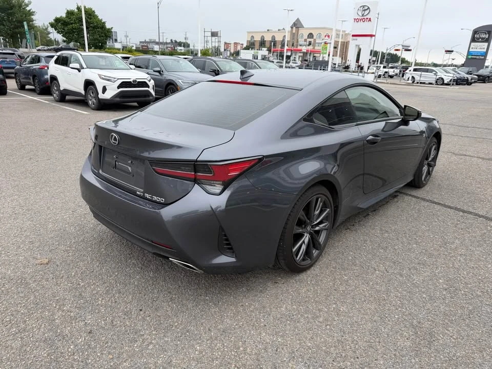 2023 Lexus RC - Image 6 of 11