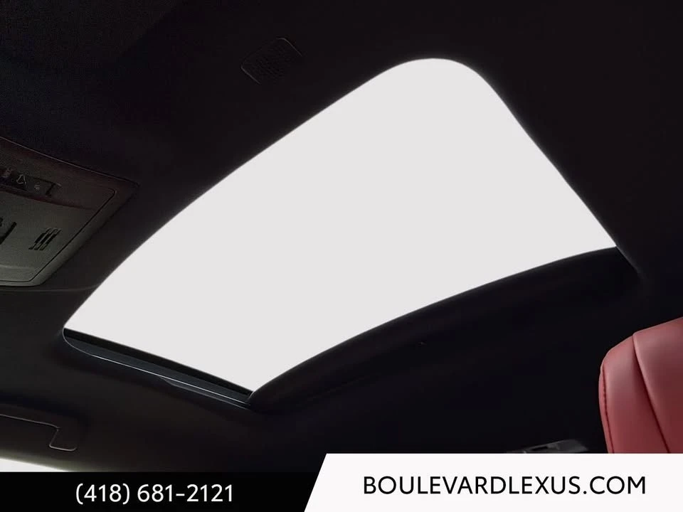 2023 Lexus RC - Image 11 of 18