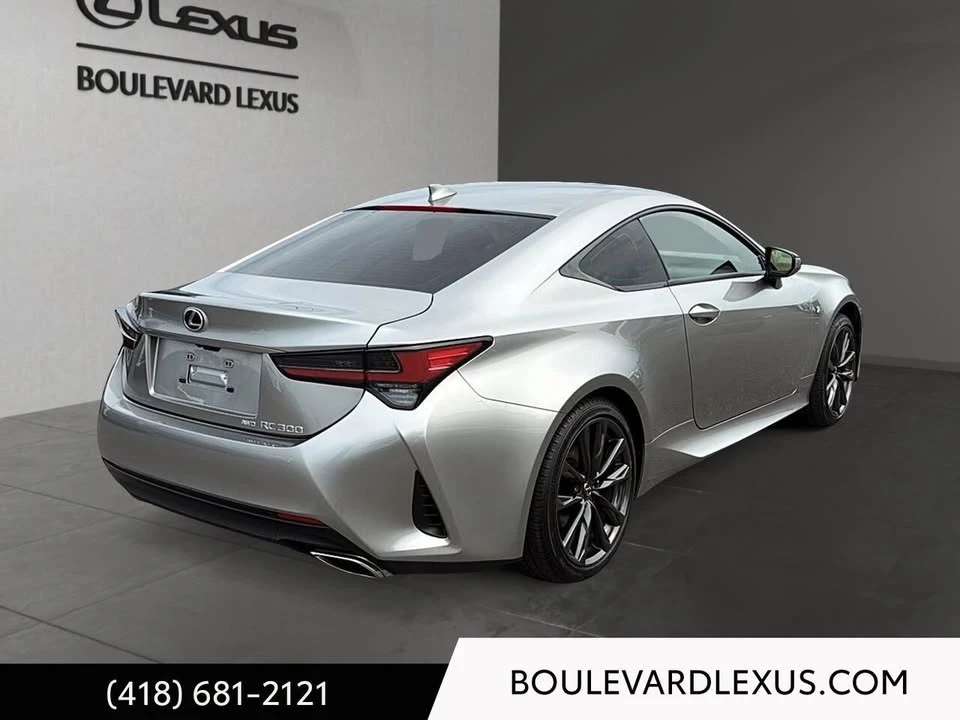 2023 Lexus RC - Image 4 of 18