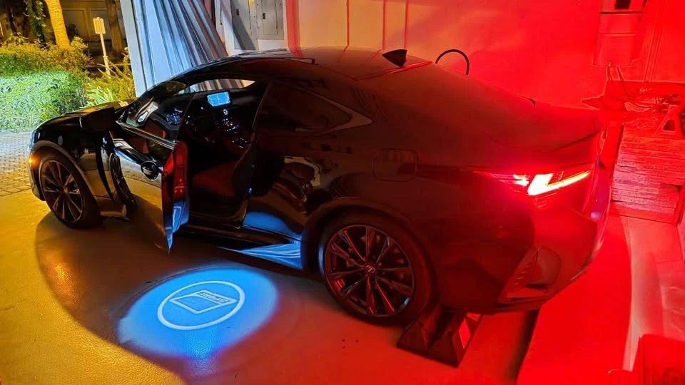 2023 Lexus RC - Image 7 of 19