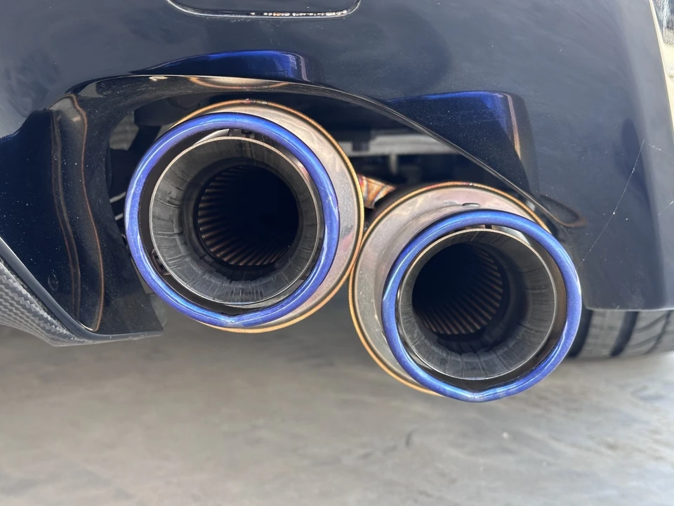 2023 Lexus RC F - Image 18 of 21