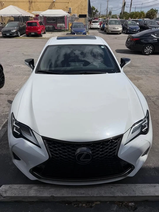 2023 Lexus RC - Image 3 of 8