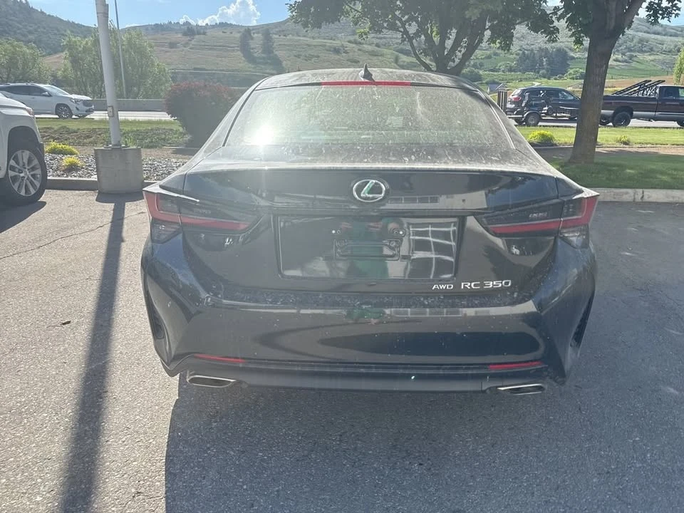 2023 Lexus RC - Image 5 of 6
