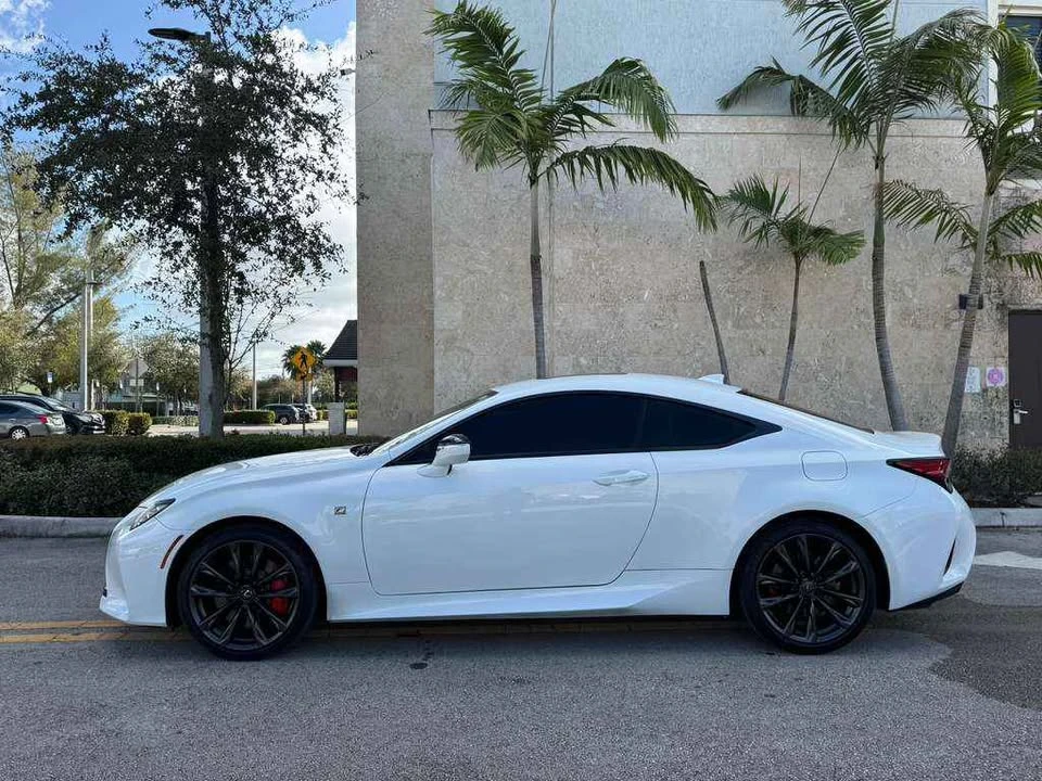 2023 Lexus RC - Image 3 of 10