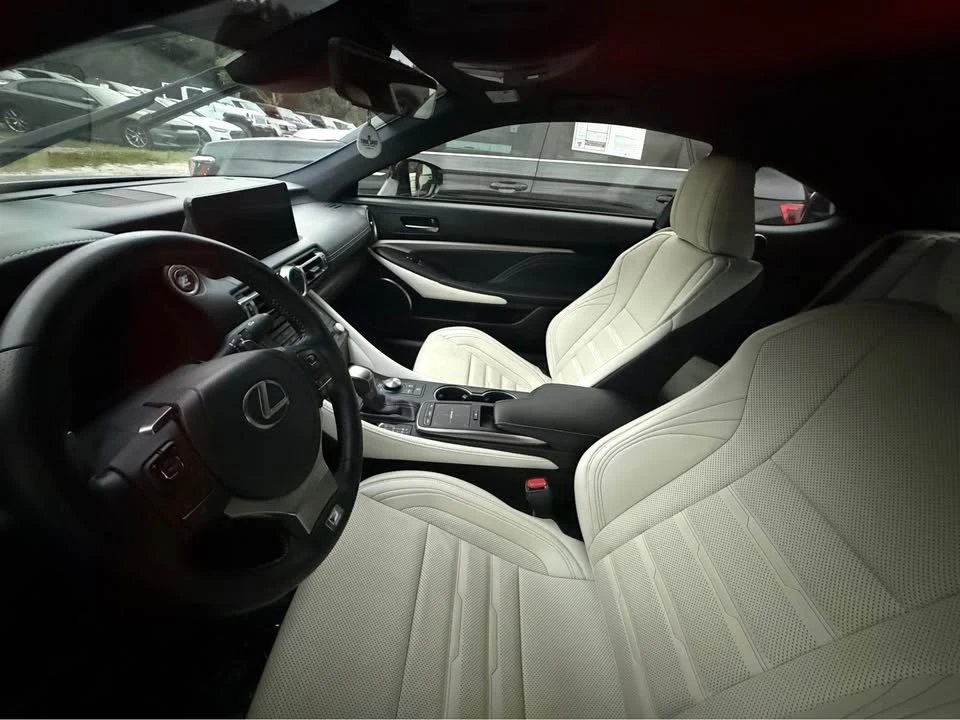 2023 Lexus RC - Image 6 of 8