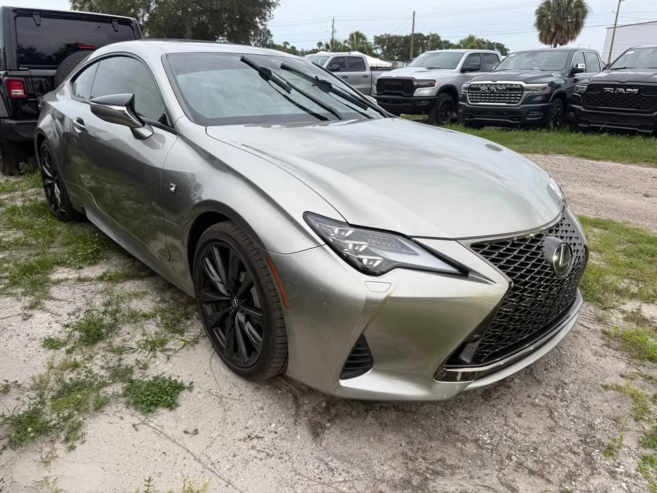 2023 Lexus RC - Image 7 of 8